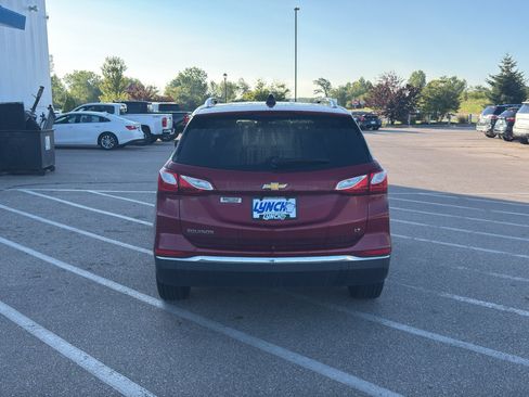Used 2018 Chevrolet Equinox LT w/ Sun & Infotainment Package FWD image 4