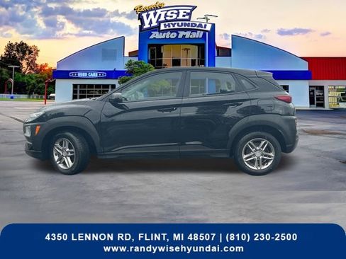 Used 2019 Hyundai Kona SE AWD/4WD image 5
