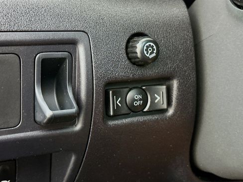 Used 2011 Lexus IS 250 w/ Premium Pkg Value Edition RWD image 16