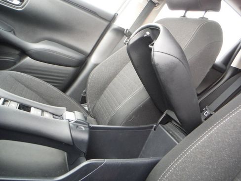 Used 2023 Honda HR-V LX image 14