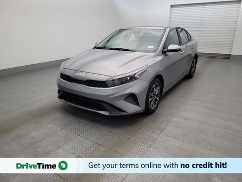 Used 2023 Kia Forte LXS FWD image 1