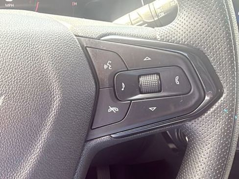 Used 2024 Chevrolet Trax LT image 17