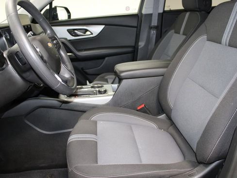 Used 2025 Chevrolet Blazer LT image 16