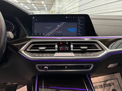 Used 2020 BMW X7 xDrive40i w/ Premium Package image 18