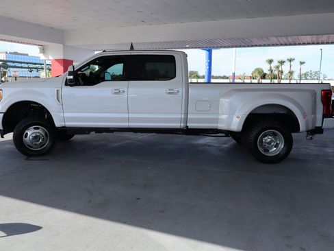 Used 2017 Ford F350 Lariat w/ Lariat Ultimate Package image 10