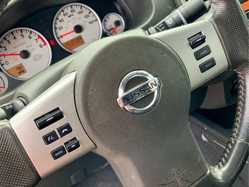 Used 2020 Nissan Frontier PRO-4X w/ Pro-4x Utility Package AWD/4WD image 35