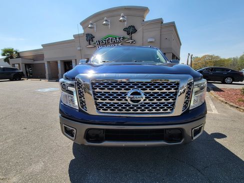 Used 2017 Nissan Titan Platinum Reserve image 5