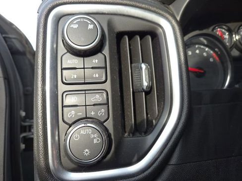 Used 2019 Chevrolet Silverado 1500 RST image 44