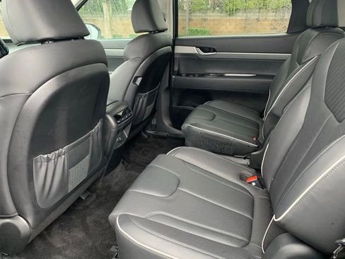 Certified 2025 Hyundai Palisade SEL image 16