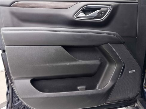 Used 2022 Chevrolet Tahoe Z71 w/ Luxury Package image 30