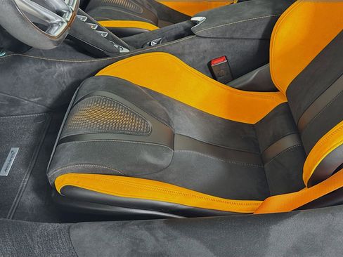 New 2026 McLaren 750S Spider RWD image 18