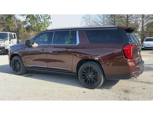 Certified 2023 GMC Yukon XL Denali Ultimate image 6