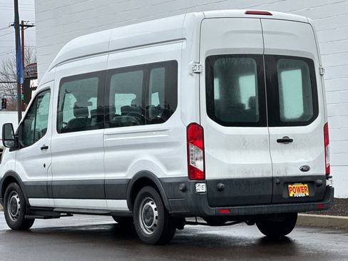 Used 2016 Ford Transit 350 XL image 6