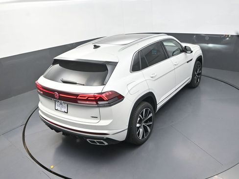 New 2026 Volkswagen Atlas Cross Sport SEL Premium R-Line AWD/4WD image 19