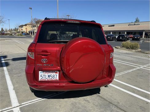 Used 2006 Toyota RAV4 Limited image 4