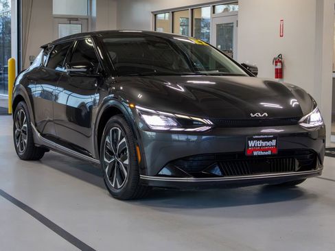 Used 2022 Kia EV6 Wind w/ Wind Technology Package image 5