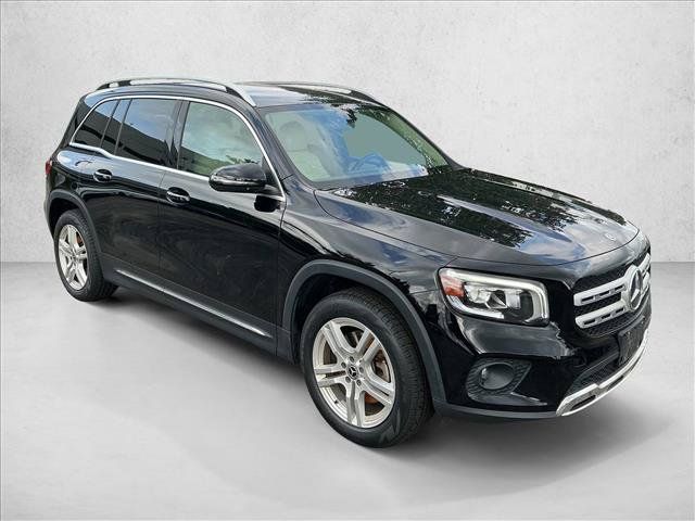 Used 2020 Mercedes-Benz GLB 250 4MATIC image 3