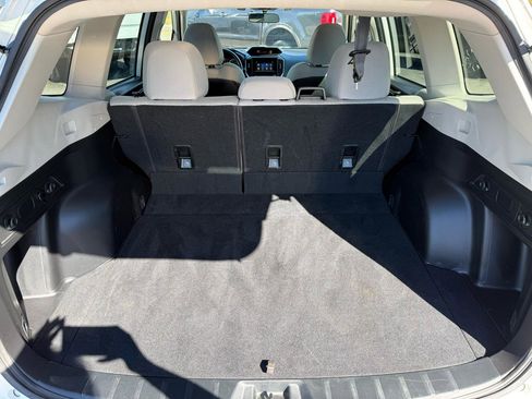 Used 2021 Subaru Forester Premium image 17