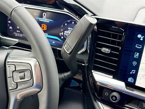 New 2026 Chevrolet Silverado 3500 LTZ w/ LTZ Plus Package AWD/4WD image 17