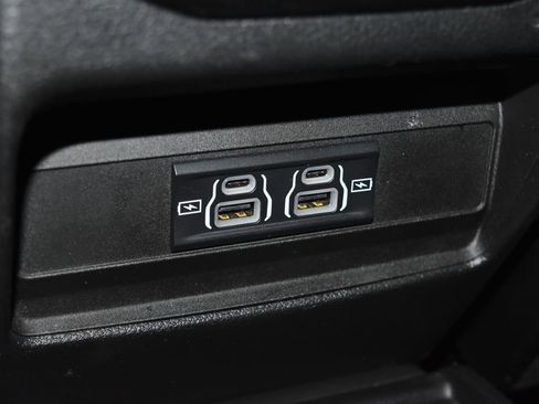 Used 2023 Jeep Grand Cherokee L Laredo image 19