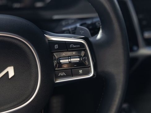 Used 2023 Kia Sorento SX Prestige image 35