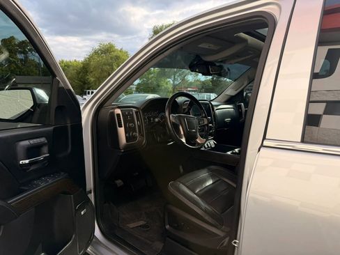 Used 2018 GMC Sierra 1500 Denali w/ Denali Ultimate Package AWD/4WD image 10