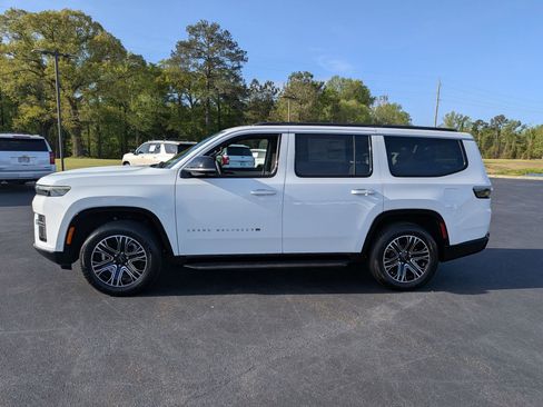 New 2026 Jeep Grand Wagoneer 4WD image 6