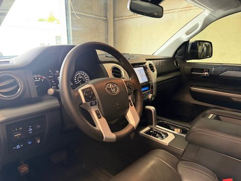 Used 2020 Toyota Tundra Platinum AWD/4WD image 34