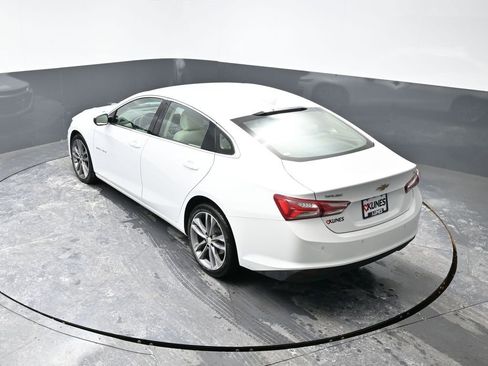 Used 2024 Chevrolet Malibu LT image 39