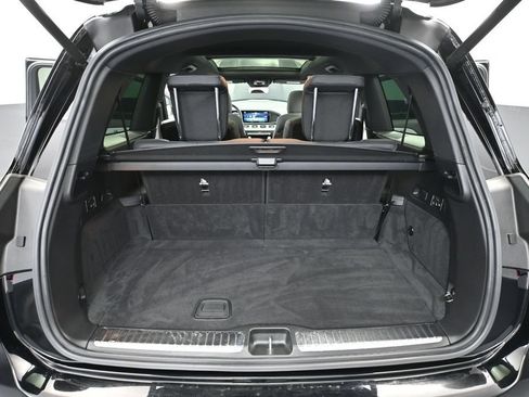 Used 2026 Mercedes-Benz GLS 450 4MATIC image 35