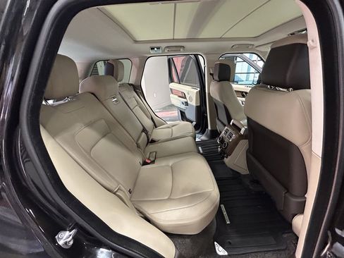 Used 2019 Land Rover Range Rover Supercharged image 43