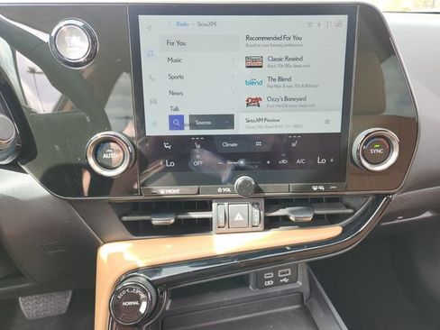 Certified 2023 Lexus NX 250 FWD w/ Towing Package (2000 Lbs) image 21