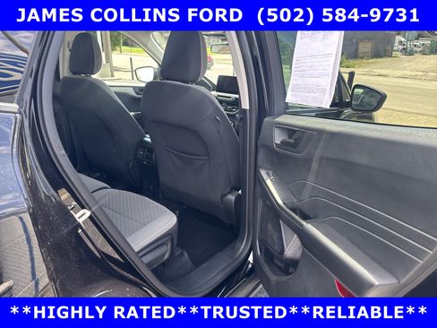 Used 2022 Ford Escape SE w/ Cold Weather Package AWD/4WD image 15