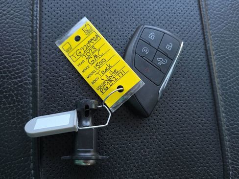 Used 2023 GMC Sierra 1500 Denali w/ Denali Reserve Package image 22