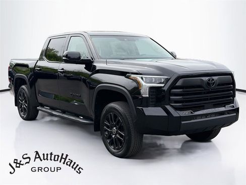 Used 2024 Toyota Tundra Limited AWD/4WD image 1