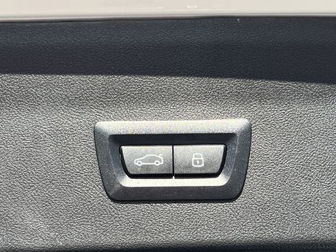 Used 2025 BMW X4 xDrive30i image 26