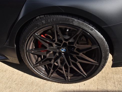 Used 2024 BMW M3 Competition w/ Executive Package image 10