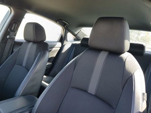 Used 2020 Honda Civic Sport image 24