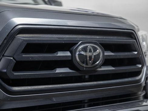 Used 2021 Toyota Tacoma SR image 13