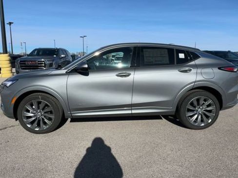 New 2026 Buick Envista Avenir image 5