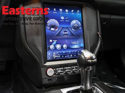 Used 2019 Ford Mustang Coupe RWD image 18