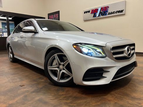 Used 2017 Mercedes-Benz E 300 image 1