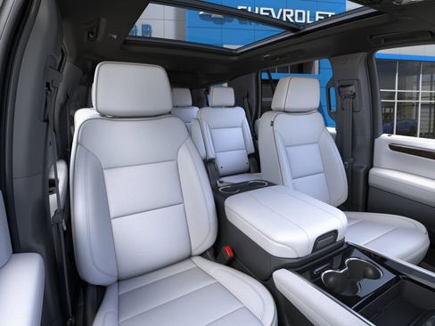 New 2026 Chevrolet Tahoe Premier AWD/4WD image 16