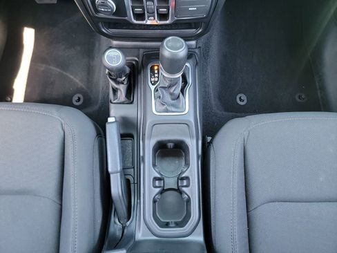 Used 2023 Jeep Wrangler Unlimited Sport AWD/4WD image 11