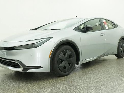 New 2026 Toyota Prius Plug-In Hybrid image 17