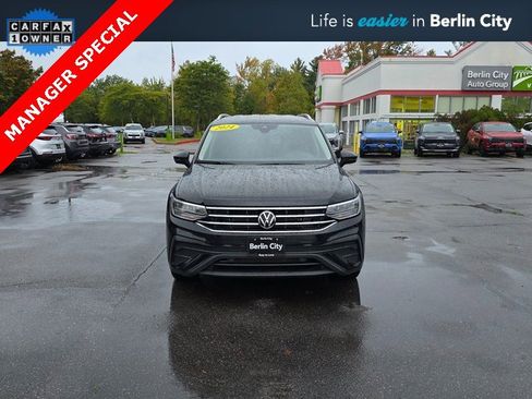 Used 2024 Volkswagen Tiguan SE image 3