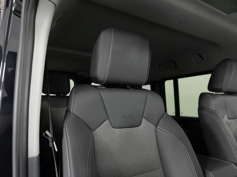 Used 2024 INEOS Grenadier AWD/4WD image 37