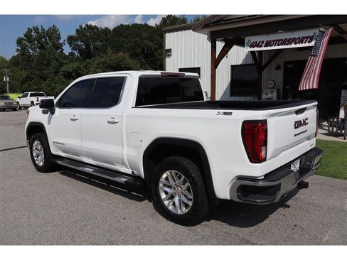 Used 2020 GMC Sierra 1500 SLE w/ SLE Value Package AWD/4WD image 3