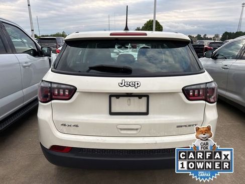 Used 2021 Jeep Compass Sport w/ Mopar Graphics Package AWD/4WD image 7