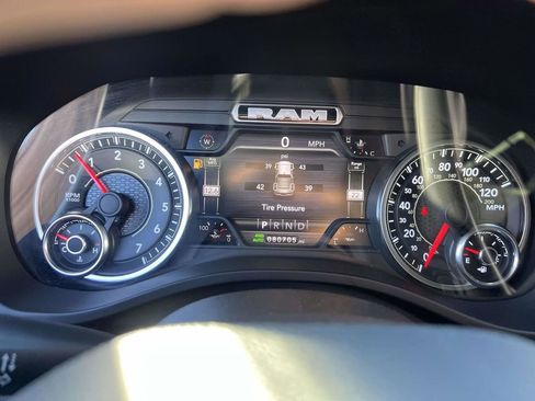 Used 2021 RAM 1500 Big Horn image 40